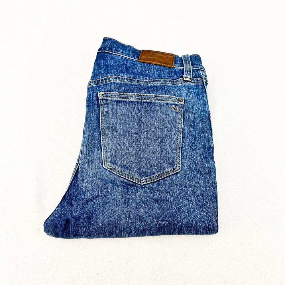 Madewell 10" Roadtripper Button Fly Denim Jeans Medium Wash Size 30 Tall